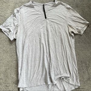 Lululemon Men’s Light Gray V Neck Tee
